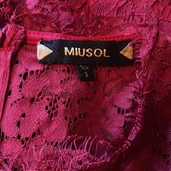 Red lace BodyCon Dress Gorgeous!! - Picture 3 of 3